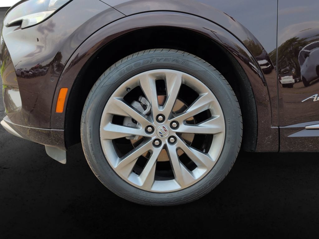 Used 2023 Buick Envision Avenir AWD/4WD image 9
