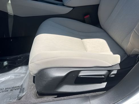 Used 2025 Honda Accord LX image 11
