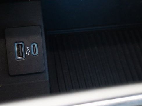 Used 2020 Ford F350 Lariat w/ Lariat Value Package image 38