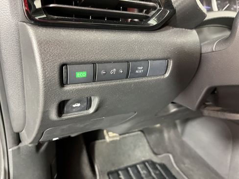 Used 2022 Nissan Sentra SR w/ Electronics Package image 26
