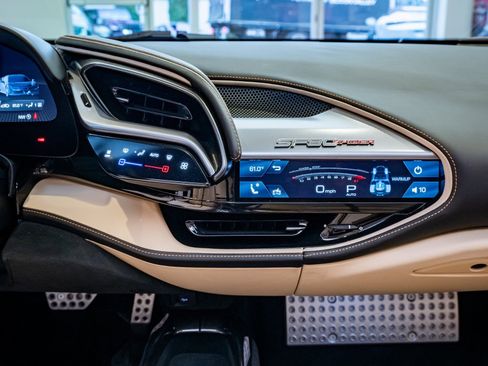 Used 2025 Ferrari SF90 Spider image 14