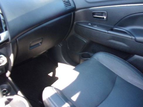 Used 2015 Mitsubishi Outlander Sport SE image 9