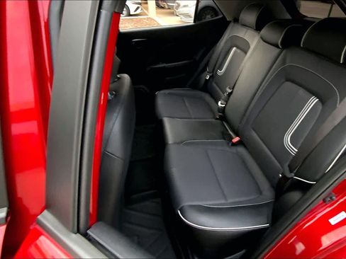 Certified 2025 Hyundai Venue Limited image 20