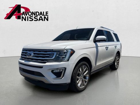 Used 2018 Ford Expedition Limited w/ Equipment Group 302A AWD/4WD image 2