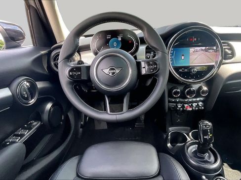 Used 2024 MINI Cooper S FWD image 5