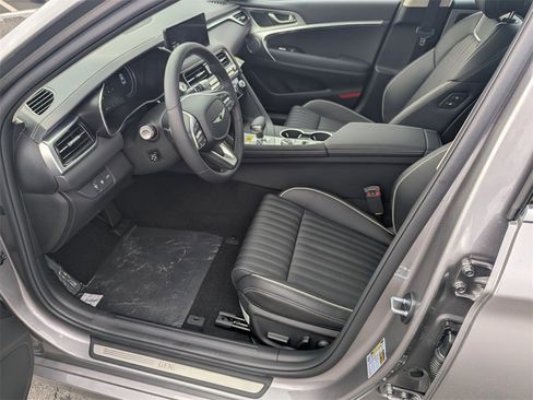 New 2026 Genesis G70 2.5T Prestige image 9
