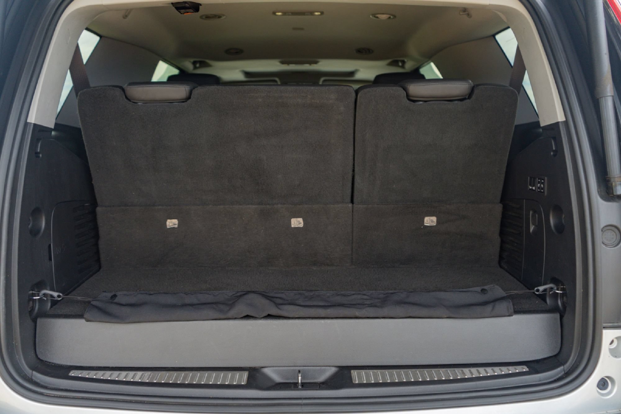 Used 2020 Cadillac Escalade Luxury RWD image 25