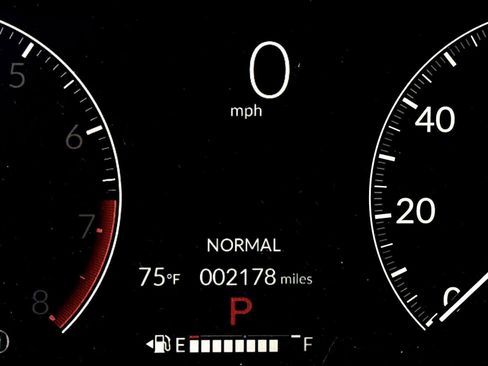 Used 2027 Honda HR-V EX-L image 21