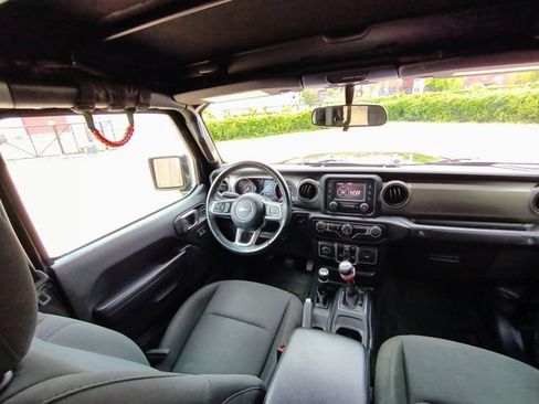 Used 2020 Jeep Gladiator Sport w/ Quick Order Package 23S AWD/4WD image 38