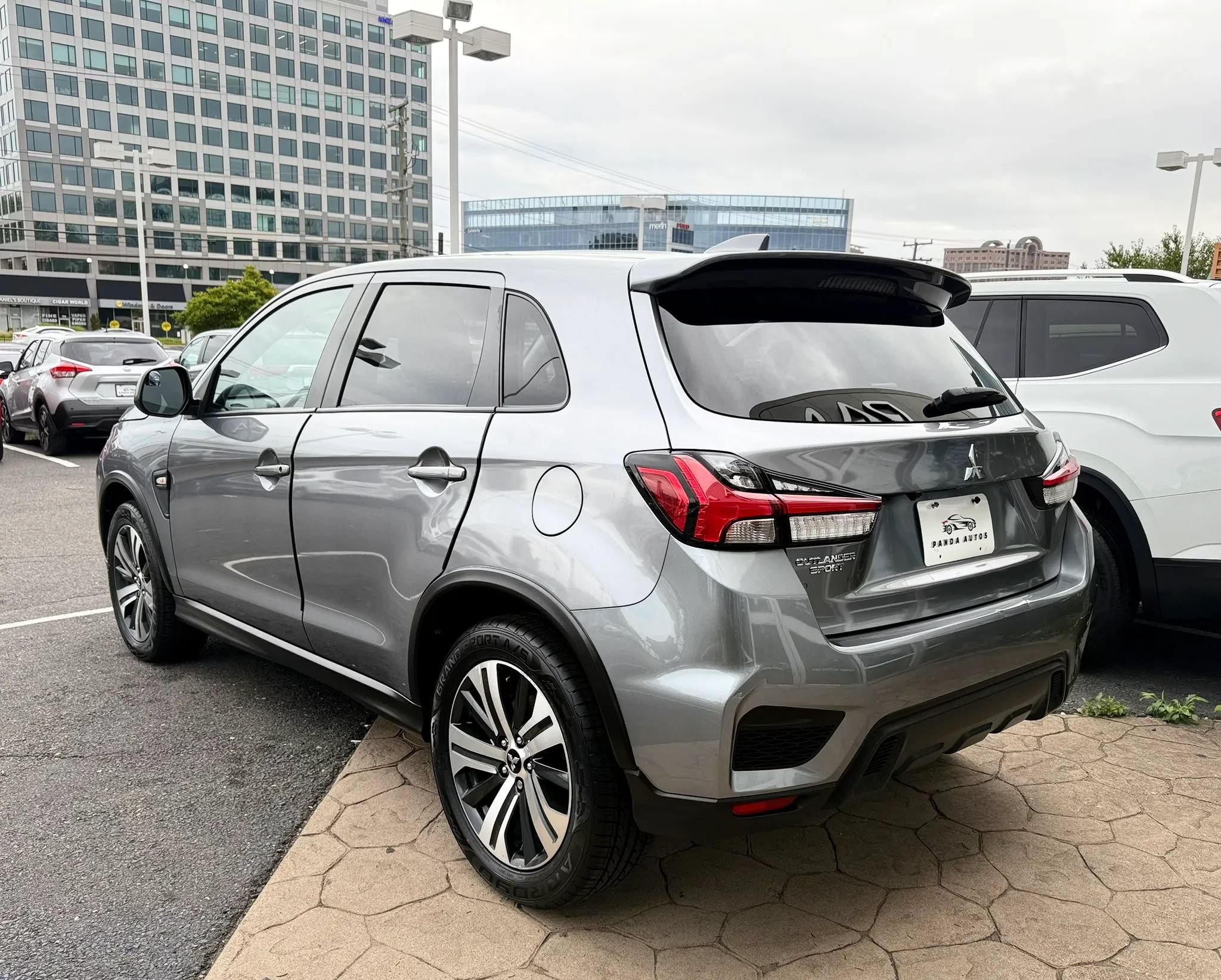 Used 2022 Mitsubishi Outlander Sport SE AWD/4WD image 5