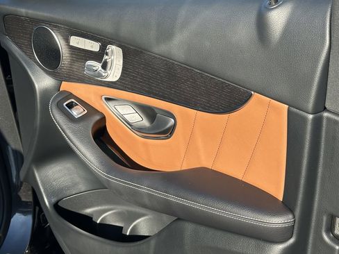 Certified 2021 Mercedes-Benz GLC 300 image 16