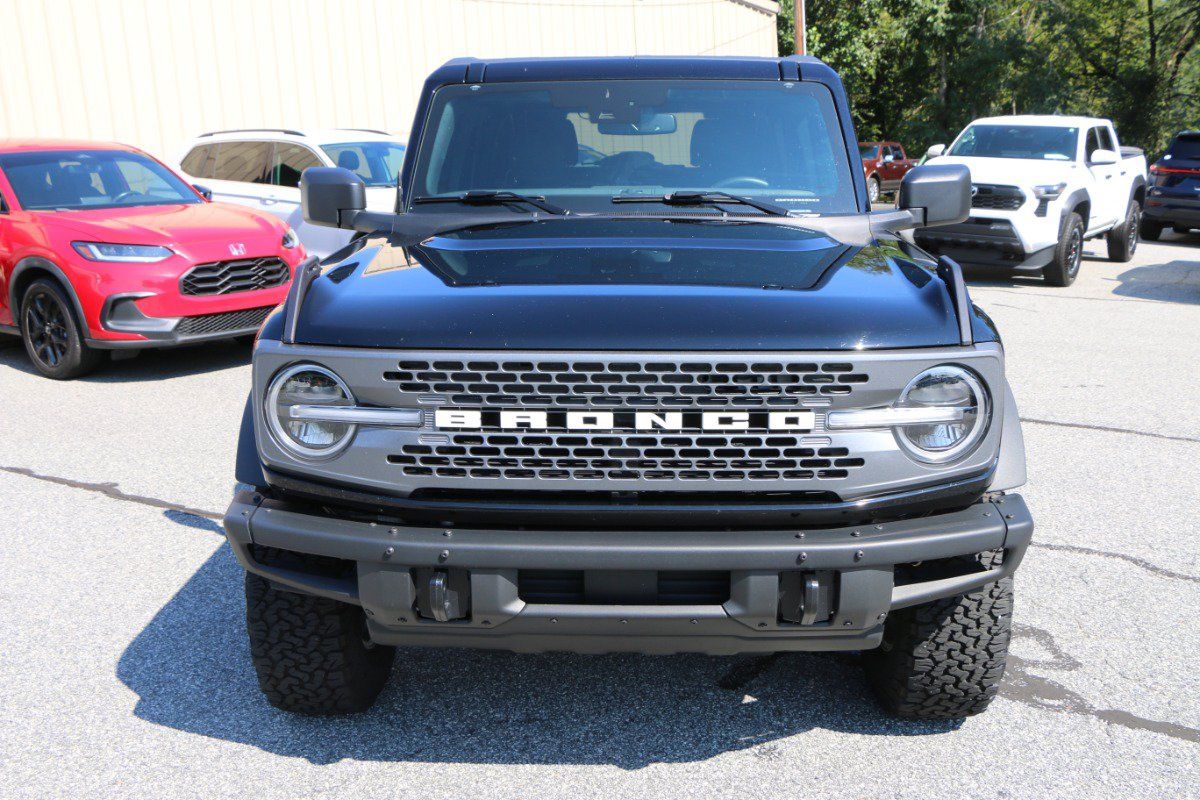 Used 2025 Ford Bronco Badlands AWD/4WD image 10