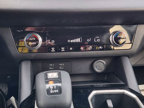 Used 2025 Mitsubishi Outlander ES image 19