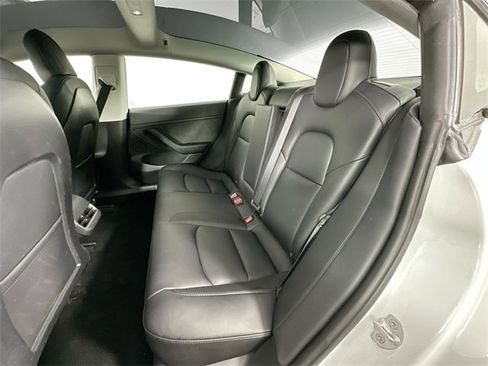 Used 2023 Tesla Model 3 Standard Range image 22