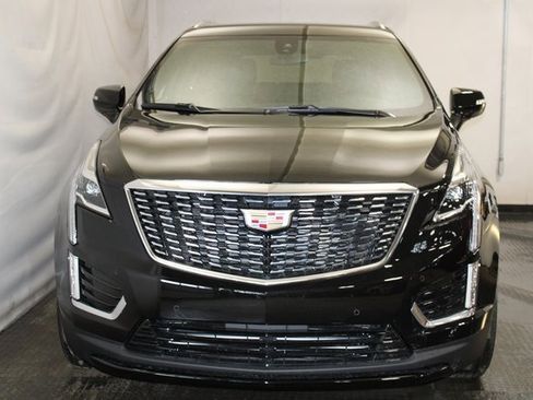 New 2026 Cadillac XT5 Luxury image 3