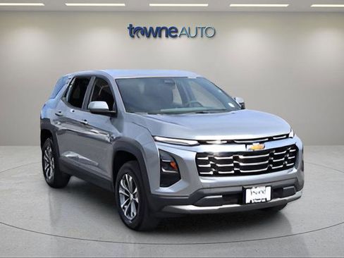 Used 2026 Chevrolet Equinox LT AWD/4WD image 7