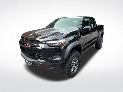 Used 2023 Chevrolet Colorado ZR2 AWD/4WD image 6
