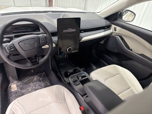 New 2025 Ford Mustang Mach-E Premium image 19