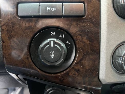 Used 2014 Ford F250 Platinum AWD/4WD image 34