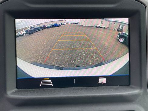 Used 2020 Chevrolet Silverado 2500 Custom w/ Custom Value Package AWD/4WD image 33