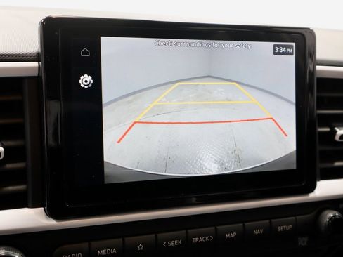 Certified 2023 Hyundai Venue Limited image 2