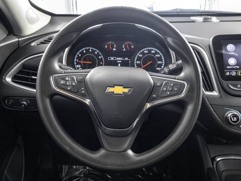 Used 2025 Chevrolet Malibu LT FWD image 27