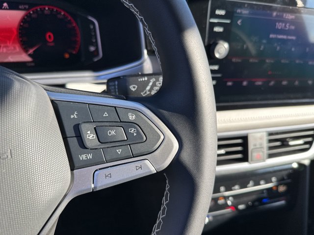 New 2026 Volkswagen Taos SEL AWD/4WD image 17
