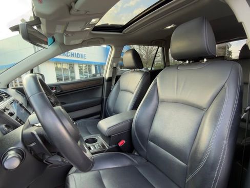 Used 2018 Subaru Outback 2.5i Limited image 8