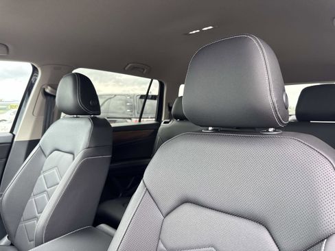 New 2026 Volkswagen Atlas SE FWD image 23