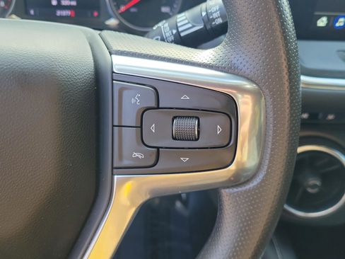 Used 2023 Chevrolet Blazer LT image 21