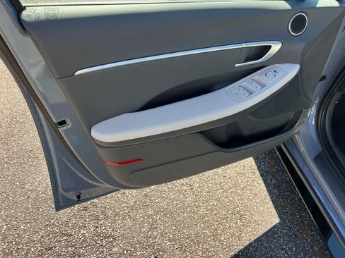 New 2026 Hyundai Sonata SEL FWD image 10