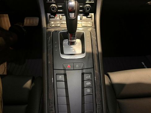 Used 2025 Porsche 718 Cayman w/ Sport Chrono Package image 23