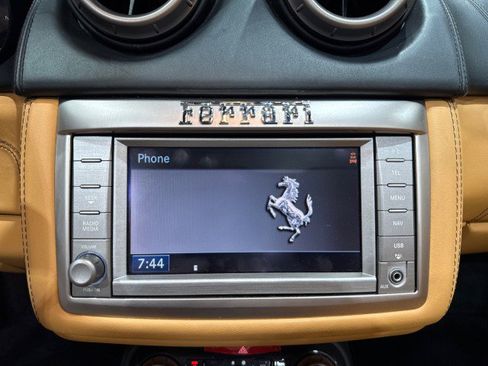 Used 2010 Ferrari California image 26
