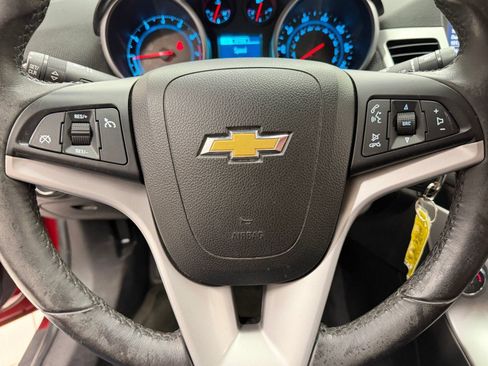 Used 2014 Chevrolet Cruze LT FWD image 9