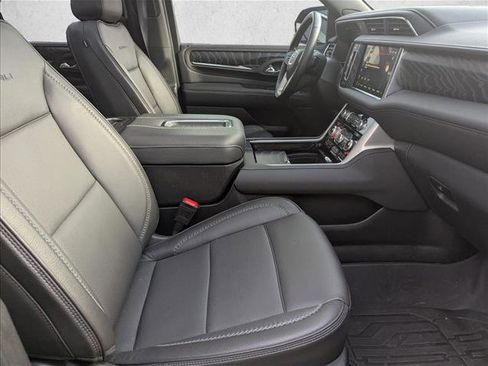 Used 2023 GMC Yukon Denali image 23