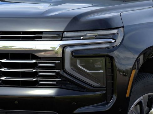 New 2026 Chevrolet Suburban Premier AWD/4WD image 11