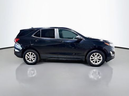 Used 2020 Chevrolet Equinox LS w/ LS Convenience Package AWD/4WD image 5