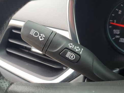 Certified 2023 Chevrolet Equinox LS w/ LS Convenience Package FWD image 13