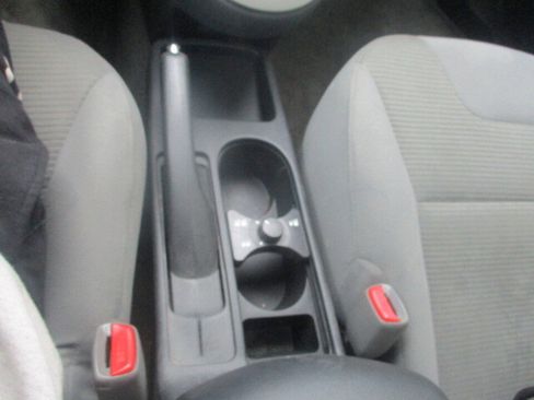 Used 2010 Nissan Sentra 2.0 SR image 31