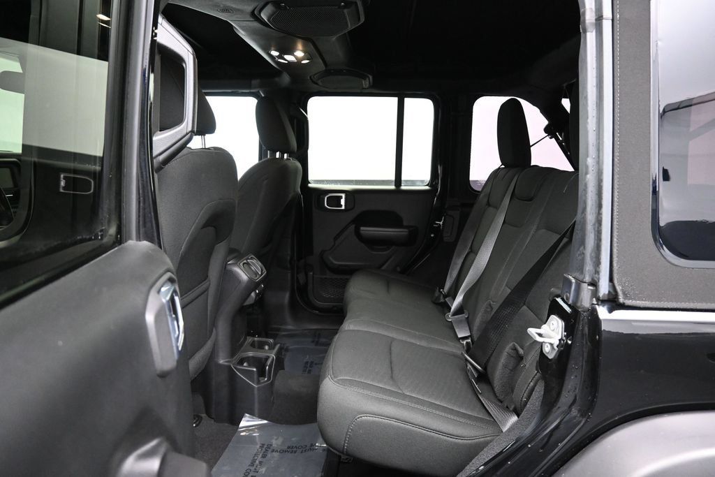 Used 2020 Jeep Wrangler Unlimited Sport S AWD/4WD image 25