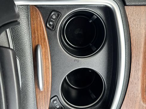 Used 2016 Chrysler 300 C Platinum w/ Safetytec Plus Group image 39