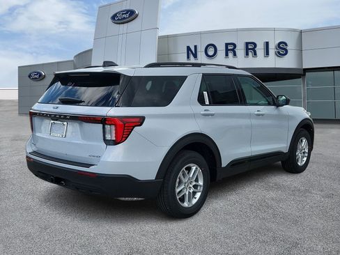 New 2026 Ford Explorer Active AWD/4WD image 4