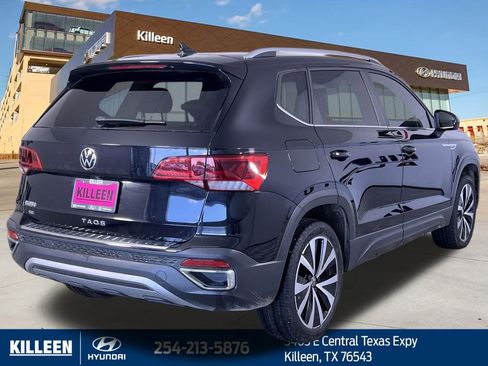 Used 2023 Volkswagen Taos SE image 7