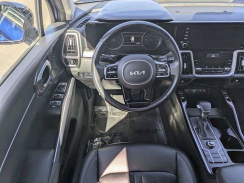 Used 2023 Kia Sorento S w/ Panoramic Sunroof Package image 15