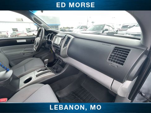 Used 2015 Toyota Tacoma 4x4 Double Cab w/ TRD Off-Road Package image 25