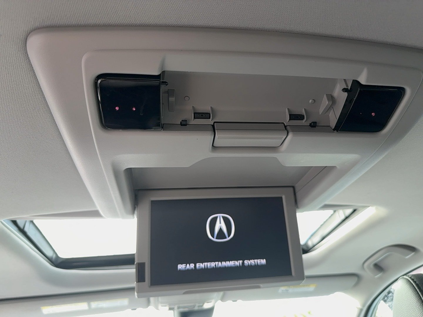 Used 2015 Acura MDX w/ Tech & Entertainment Pkg AWD/4WD image 13