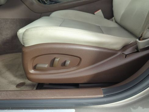 Used 2014 Cadillac ATS Luxury w/ Sun And Sound Package RWD image 12