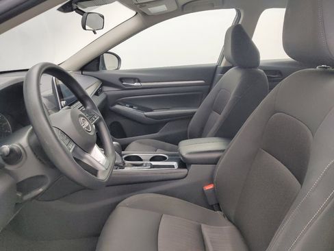 Used 2023 Nissan Altima 2.5 SV image 17