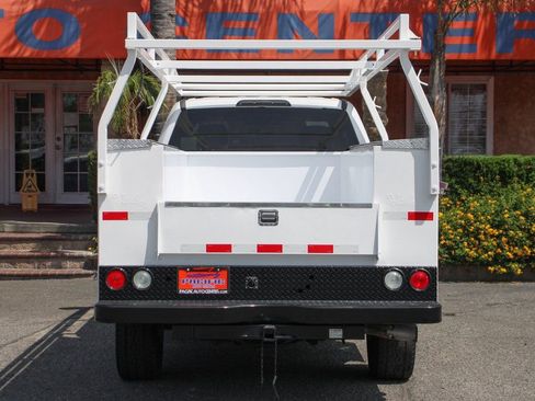 Used 2019 Ford F350 XLT image 8