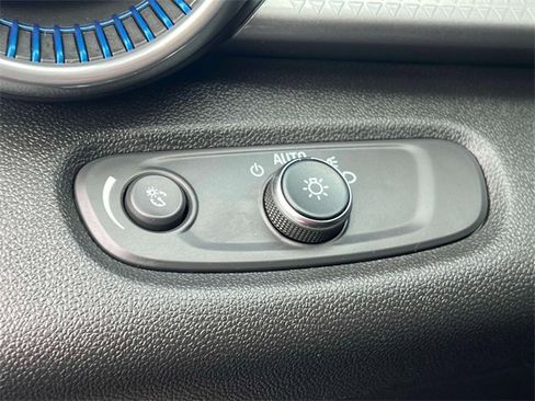 Used 2024 Chevrolet Trax LT w/ Driver Confidence Package image 20